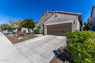 1656 W Cavedale Dr, Phoenix, AZ 85085 - Photo 28