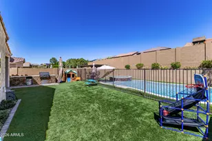 1656 W Cavedale Dr, Phoenix, AZ 85085 - Photo 34