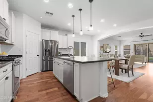 1656 W Cavedale Dr, Phoenix, AZ 85085 - Photo 8