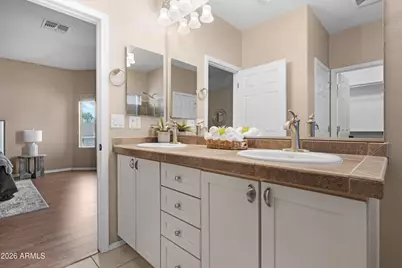 1656 W Cavedale Drive, Phoenix, AZ 85085 - Photo 22