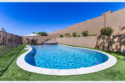 1656 W Cavedale Drive, Phoenix, AZ 85085 - Photo 36