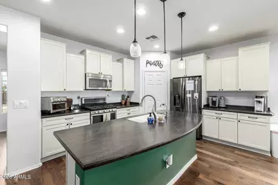 1656 W Cavedale Drive, Phoenix, AZ 85085 - Photo 8