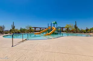 1656 W Cavedale Dr, Phoenix, AZ 85085 - Photo 52