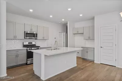 14664 W Valentine Street, Surprise, AZ 85379 - Photo 2