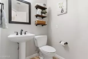 1310 W Windsong Dr, Phoenix, AZ 85045 - Photo 16