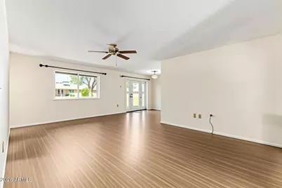 14625 N Boswell Boulevard, Sun City, AZ 85351 - Photo 6