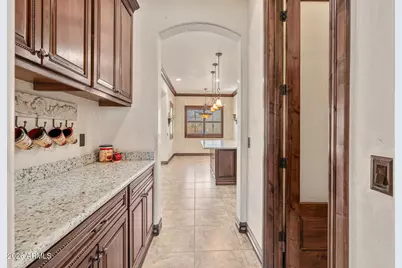 2822 E Constance Way, Phoenix, AZ 85042 - Photo 14