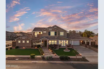 2822 E Constance Way, Phoenix, AZ 85042 - Photo 1