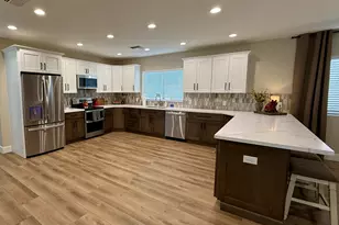 211 S Dakota St, Chandler, AZ 85225 - Photo 2