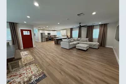 211 S Dakota Street #2, Chandler, AZ 85225 - Photo 6