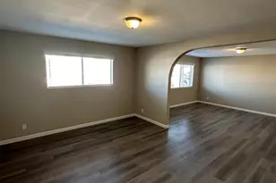 3221 E Capitan Dreyfus Ave, Phoenix, AZ 85032 - Photo 4
