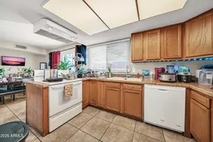 5703 N 43rd Dr, Glendale, AZ 85301 - Photo 10