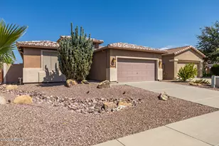 19437 N 110th Ave, Peoria, AZ 85373 - Photo 2
