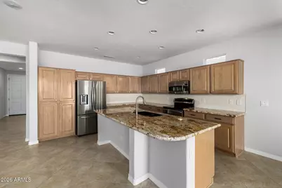 19437 N 110th Avenue, Peoria, AZ 85373 - Photo 10