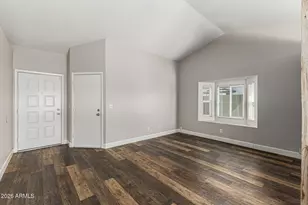 3033 W Potter Dr, Phoenix, AZ 85027 - Photo 6