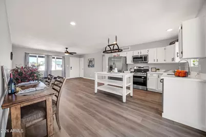 18415 N 33rd Avenue, Phoenix, AZ 85053 - Photo 2