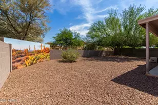 17618 W Calavar Rd, Surprise, AZ 85388 - Photo 2