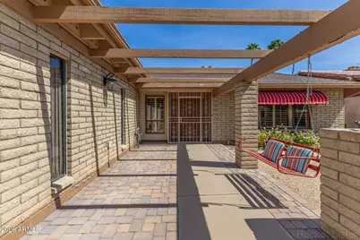 8629 N 49th Avenue, Glendale, AZ 85302 - Photo 4