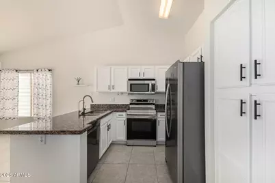 1757 E Palm Beach Drive, Chandler, AZ 85249 - Photo 10