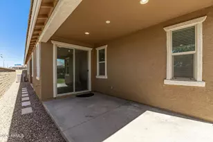 2209 E Meadowview Ct, Gilbert, AZ 85298 - Photo 32