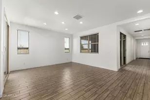 2209 E Meadowview Ct, Gilbert, AZ 85298 - Photo 10