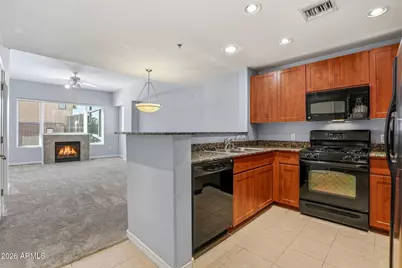 2302 N Central Avenue #Unit 215, Phoenix, AZ 85004 - Photo 8