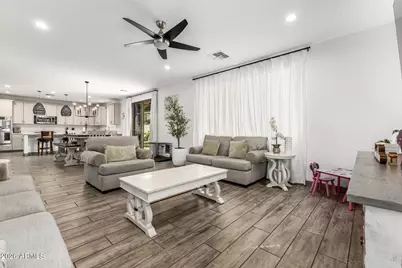 12001 W Chase Lane, Avondale, AZ 85323 - Photo 10