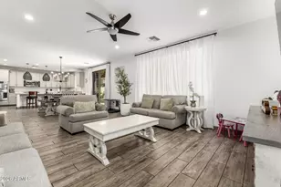 12001 W Chase Ln, Avondale, AZ 85323 - Photo 10