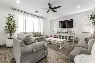 12001 W Chase Ln, Avondale, AZ 85323 - Photo 8