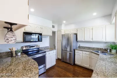 805 W Amelia Avenue, Phoenix, AZ 85013 - Photo 2