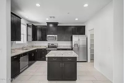 14870 W Encanto Boulevard #1101, Goodyear, AZ 85395 - Photo 4