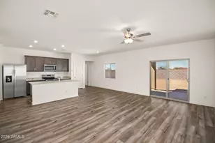 633 W Red Hawk Ct, Casa Grande, AZ 85122 - Photo 4