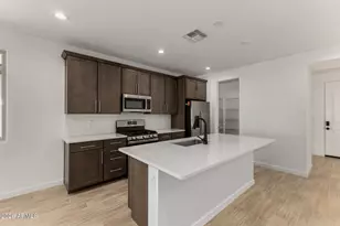 15862 W Vogel Ave, Goodyear, AZ 85338 - Photo 2