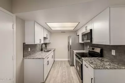 9918 N 95th Drive #B, Peoria, AZ 85345 - Photo 10
