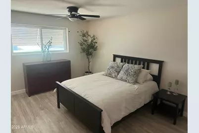 9918 N 95th Drive #B, Peoria, AZ 85345 - Photo 6