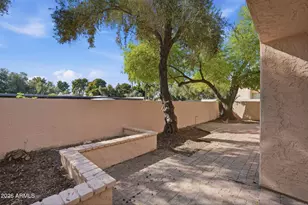 930 S Dobson Rd, Mesa, AZ 85202 - Photo 18