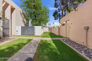 930 S Dobson Rd, Mesa, AZ 85202 - Photo 20