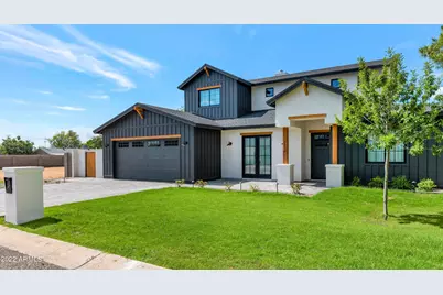 4518 N 39th Street, Phoenix, AZ 85018 - Photo 2