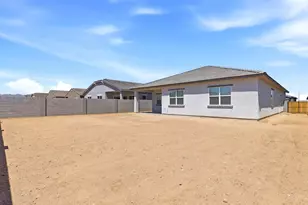 17623 W College Dr, Goodyear, AZ 85395 - Photo 26