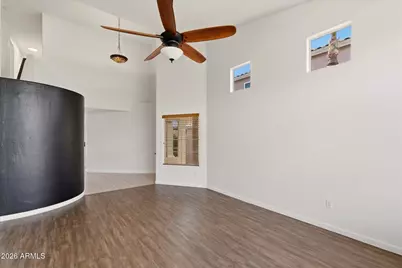 1723 E Blackhawk Drive E, Phoenix, AZ 85024 - Photo 2