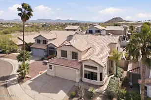 1723 E Blackhawk Dr E, Phoenix, AZ 85024 - Photo 1