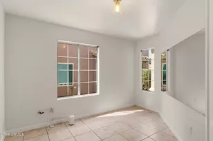 1723 E Blackhawk Dr E, Phoenix, AZ 85024 - Photo 10