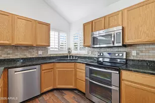 1571 S Monterey St, Gilbert, AZ 85233 - Photo 20