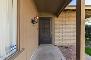 1319 W Lawrence Ln, Phoenix, AZ 85021 - Photo 4