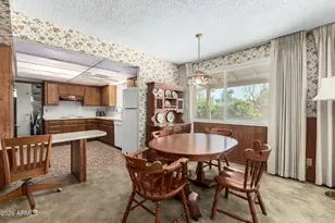 1319 W Lawrence Ln, Phoenix, AZ 85021 - Photo 10