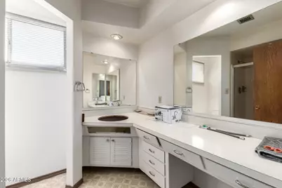 1319 W Lawrence Lane, Phoenix, AZ 85021 - Photo 16