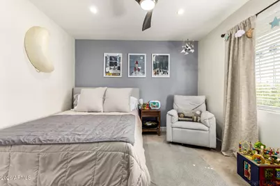 4330 E Turney Avenue, Phoenix, AZ 85018 - Photo 26