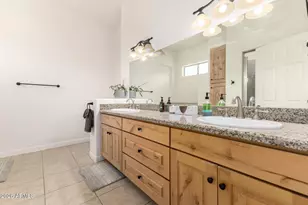 21404 W Caravaggio Ln, Wittmann, AZ 85361 - Photo 24