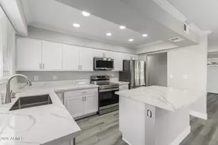 7701 W Fairmount Ave, Phoenix, AZ 85033 - Photo 1