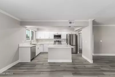 7701 W Fairmount Avenue, Phoenix, AZ 85033 - Photo 2